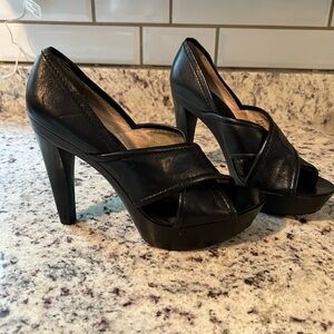 Michael Kors Cris Cross Peep Toe Heals 4”